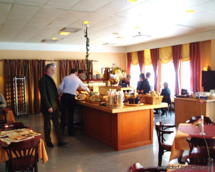 Karlskoga Hotell & Konferens Restaurant photo